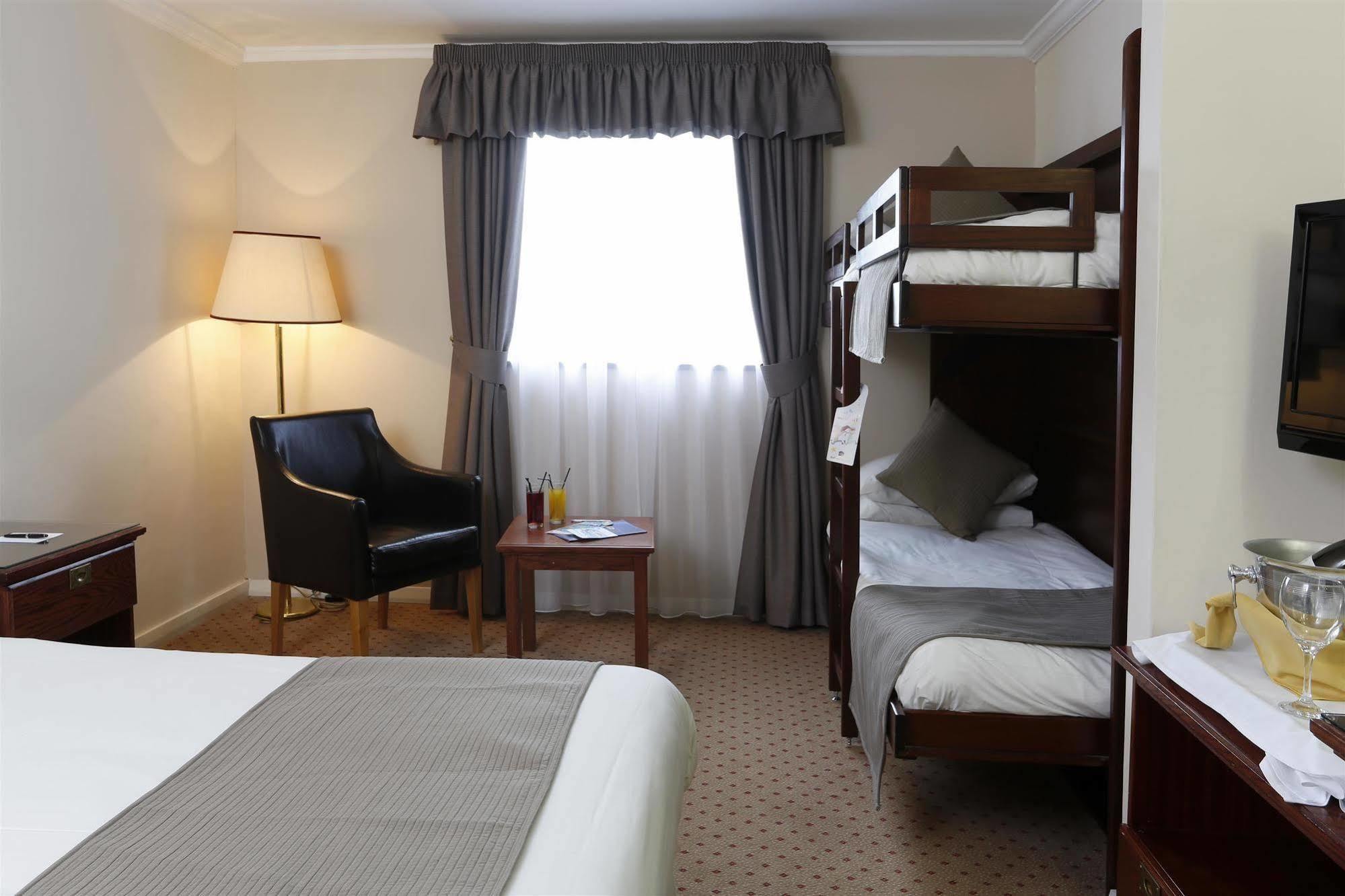 Burnley North Oaks Hotel And Leisure Club Ngoại thất bức ảnh